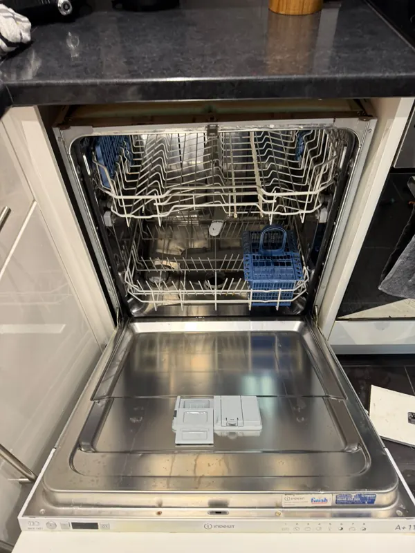 Integrated dishwasher — LCDA repair visit