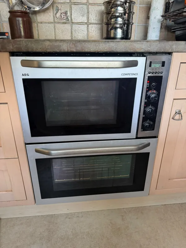 Oven heating element replacement — LCDA repair job in RM12
