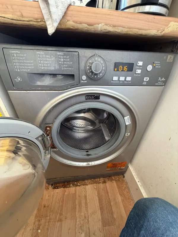 Washing machine pump replacement — LCDA repair job in N22